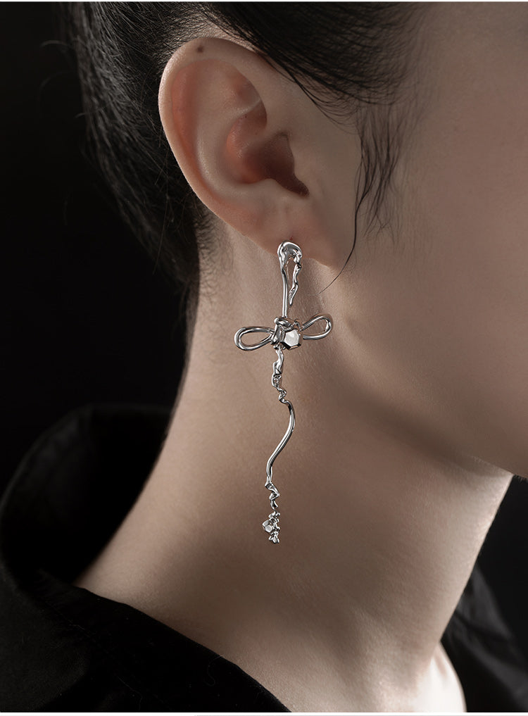 COILED EARRINGS