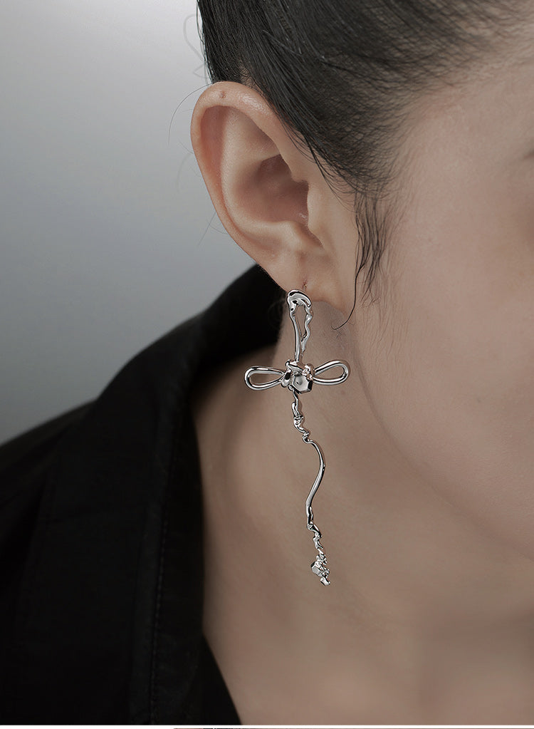 COILED EARRINGS