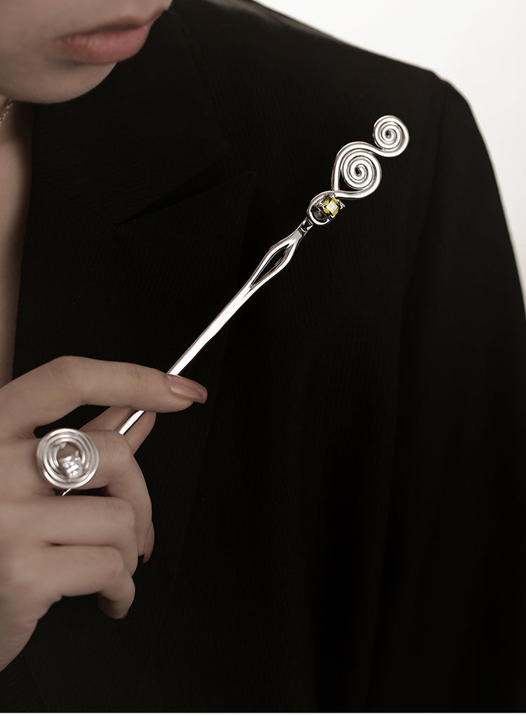 COILED ZIRCONIA-INLAID HAIRPIN