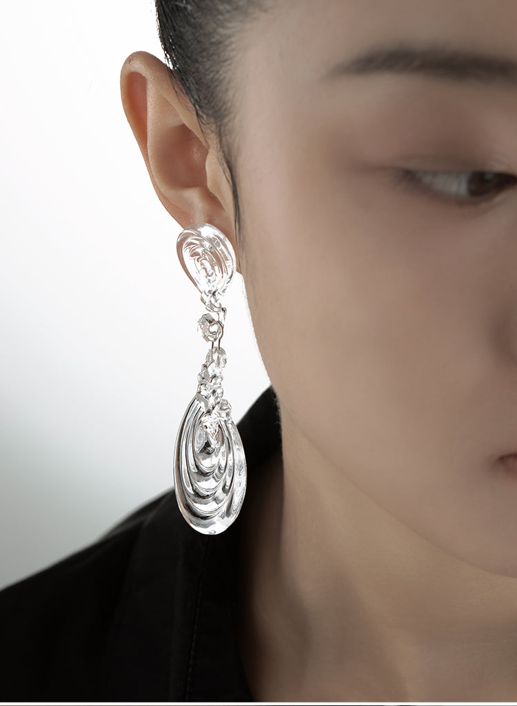 DOUBLE-KNOTTED SWASTIKA RESIN EARRINGS