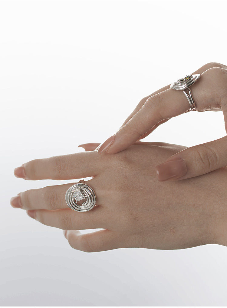 COILED ZIRCONIA-INLAID RING