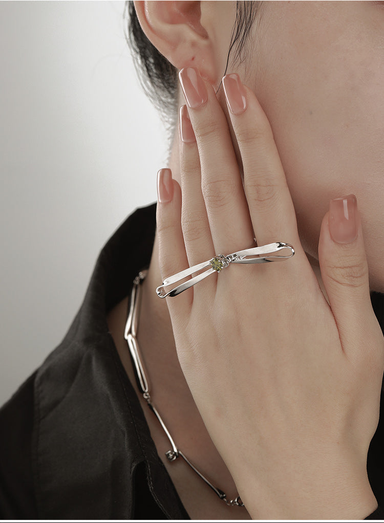 CHINESE KNOT ZIRCON LONG RING